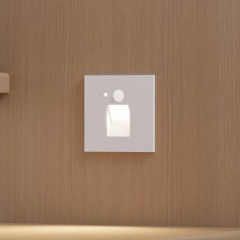 Arcchio LED-es süllyesztett lámpa Neru, 7 cm, fehér, szögletes, érzékelővel kép