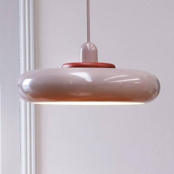 Dyberg Larsen Planet függesztett lámpa, tejfehér, Ø 40 cm, fém kép