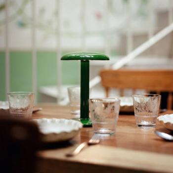 FLOS Gustave LED asztali lámpa, akkus 927 zöld kép