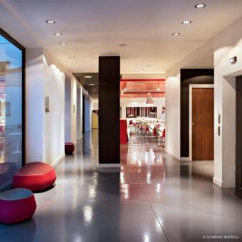 FLOS Wan - főfeszültségű lámpa, alumínium kép