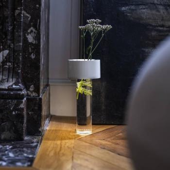Foscarini LED-es újratölthető asztali lámpa Fleur, fehér kép