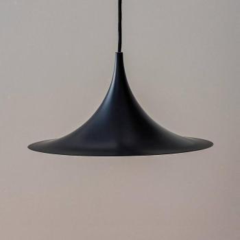 GUBI Semi függőlámpa, Ø 30 cm, fekete kép
