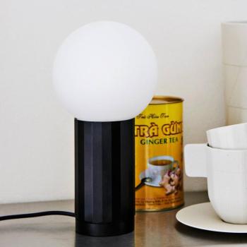 HAY Turn on LED lámpa fényerő, láb fekete kép