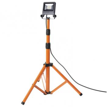 Hordozható LED reflektor , munkalámpa , tripod , 30 Watt , IP65 , természetes fehér , 4000K , LEDVANCE kép