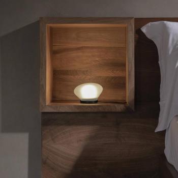Karman Agua LED asztali lámpa Ø13cm matt üvegből kép