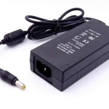 LED tápegység , 12 Volt , 78 Watt , 6,5A , dugvillás kép