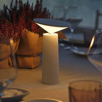 LEDS-C4 LED-es újratölthető asztali lámpa Cocktail, fehér, magasság 21,5 cm kép
