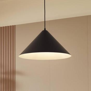 Lindby függőlámpa Clarine, fekete/fehér, Ø 50 cm, fém kép