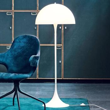 Louis Poulsen Panthella - design állólámpa, opál kép