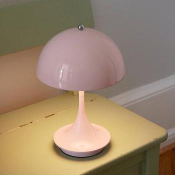 Louis Poulsen Panthella Portable V2 LED rózsaszín Louis Poulsen Panthella kép
