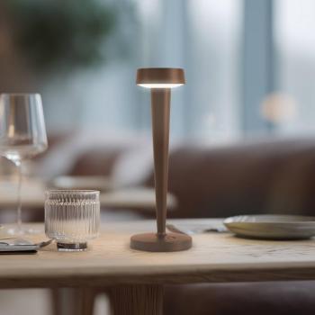 Lucande Lea LED akkumulátoros gyertyatartó, váza, sötétbarna, 28 cm kép