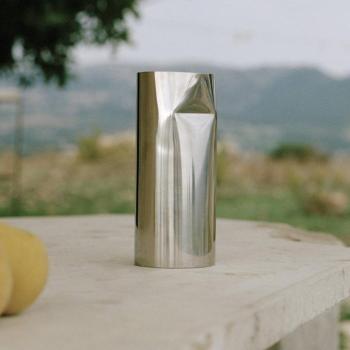 New Works Pleat karaff, 0,9 liter, rozsdamentes acél, tükrözött kép