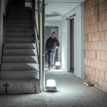 ORUM 5050 M 360° LED reflektor 360° konnektor kép