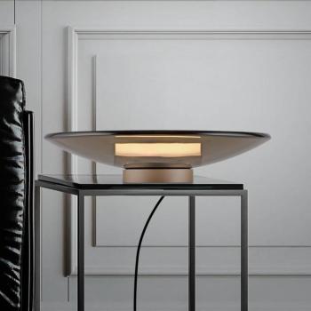 PURE LED asztali lámpa Moon, bronzszínű üveg/alumínium fényerőszabályzóval kép