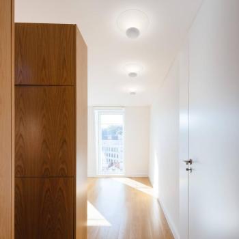 Vibia LED mennyezeti lámpa Funnel, fehér, alumínium, Ø 35 cm, 2,700K kép