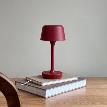 Dyberg Larsen LED-es újratölthető asztali lámpa Flow, piros, magasság 25 cm kép
