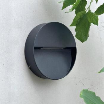 Dyberg Larsen LED kültéri fali lámpa Pluto, fekete, Ø 15 cm kép