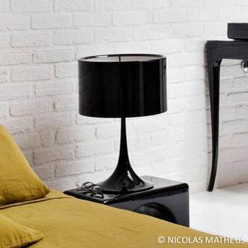 FLOS Spun Light T1 - fekete asztali lámpa kép