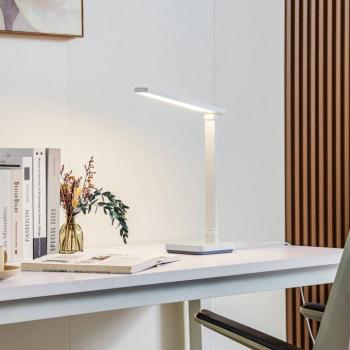 Lindby LED-es íróasztali lámpa Rylas, fehér, USB, CCT kép