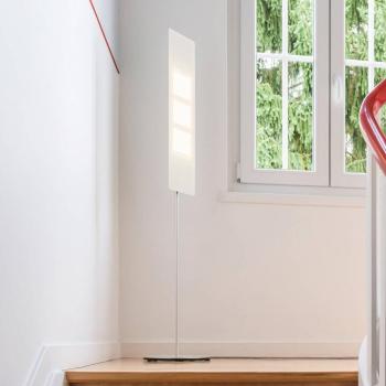 OMLED álló világítás One f3l, rozsdamentes acél/fekete, OLED kép