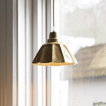 PR Home Ester lógó világítás, sárga, Ø 17 cm, vas, dugasz kép