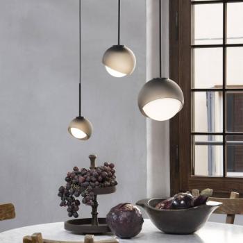 IDEAL LUX Bloom lógó lámpa, átmérő 17 cm, fekete, fém/üveg kép