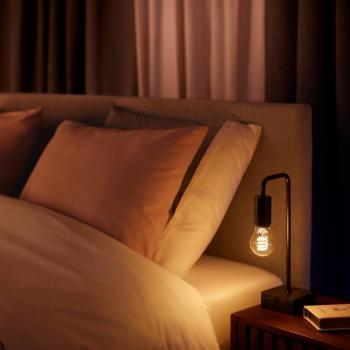 3x Philips Hue White E27 7 W filament A60 550 lm kép
