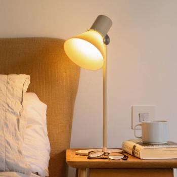 Anglepoise 80 T1 típusú asztali lámpa, bézs, 48 cm, üveg