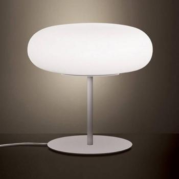Artemide Itka asztali lámpa Ø 35 cm-es állvánnyal kép