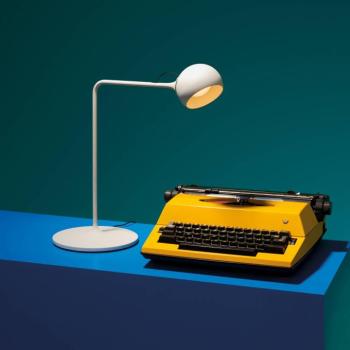 Artemide Ixa LED asztali világítás, fehérszürke kép