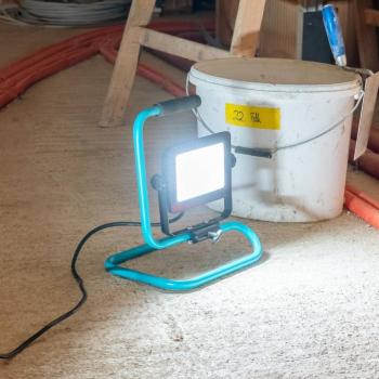 Avelar LED kültéri spotlámpa, fekete/türkiz, szélesség 32 cm, fém kép