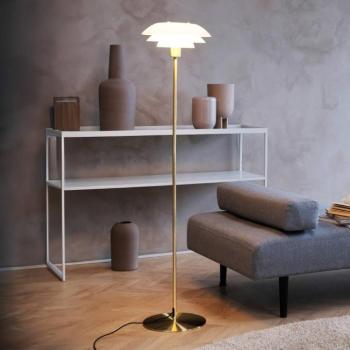 Dyberg Larsen állólámpa DL31, sárgaréz színű, magasság 133 cm kép