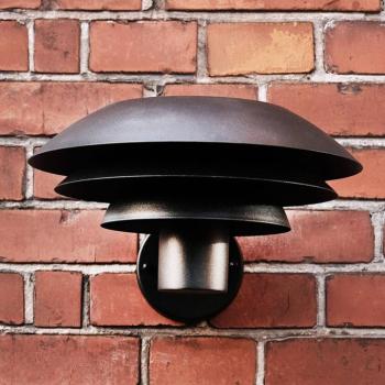 Dyberg Larsen kültéri fali lámpa DL31, fekete Ø 31cm kép