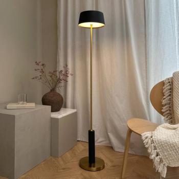 Dyberg Larsen LED-es újratölthető állólámpa Yoyo, fekete, magasság 125 cm kép