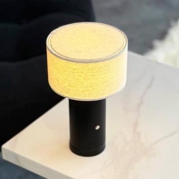 Dyberg Larsen LED tölthető asztali világítás Mellow, fekete, 23 cm kép