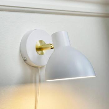Dyberg Larsen Lilje fali lámpa, fehér, Ø 16 cm, fém kép