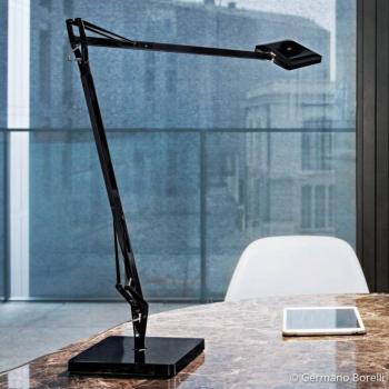 FLOS Kelvin Edge - fekete LED íróasztal lámpa kép