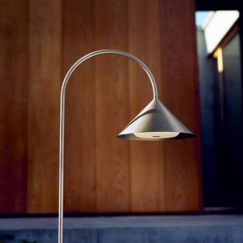 FRANDSEN LED földi tüskés lámpa Grasp, rozsdamentes acél, 82 cm, IP44