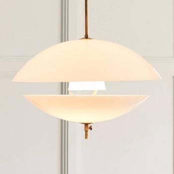 FRITZ HANSEN Clam függőlámpa Ø 44 cm kép