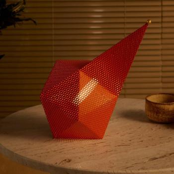 Gubi LED asztali világítás Bagdad, narancssárga, magasság 36 cm, acél kép