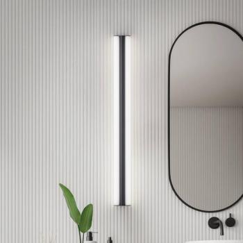 Helestra LED tükör lámpa LOOM, hosszúság 90 cm, fekete, IP44 kép