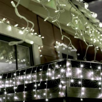 Home KKF 908/WH LED-es fényfüggöny, 30 m / 900 db hidegfehér LED, 8 fényprogram, fehér vezeték, hálózati adapter, kül- és beltéri kivitel kép