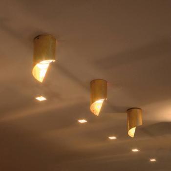 Knikerboker Hué LED mennyezeti lámpa 8x15cm arany levéllel kép