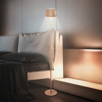 LED álló lámpa Loca, barna, magasság 123 cm, műanyag/fém kép