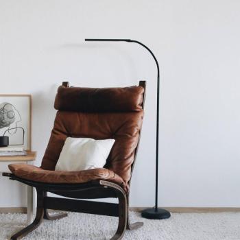LED álló világítás MAULpirro, fekete, 126 cm, dimmelhető kép