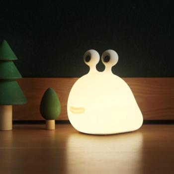 LED éjszakai fény Momo Moon akkuval és USB-vel kép