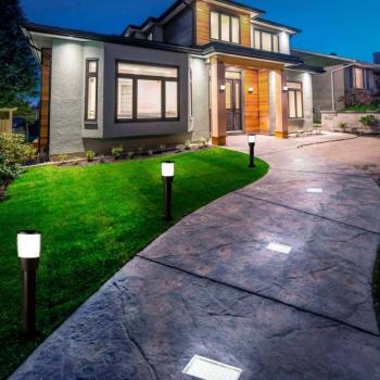 LED padlóba süllyesztett lámpa Walkover, IP68 15x15cm kép