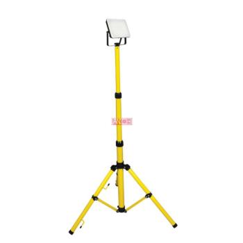 LED reflektor állvánnyal 1×30W kép