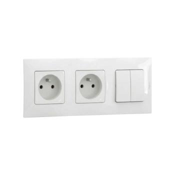 Legrand - Dupla háztartási aljzat és dupla kapcsoló (5-ös), NILOE kerettel, 250V, fehér LR0030+LR0023+2XLR0017 kép