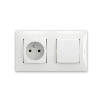 Legrand - Falialjzat és 1-es egypólusú kapcsoló NILOE kerettel 250V fehér LR0029+LR0017+LR0022 kép